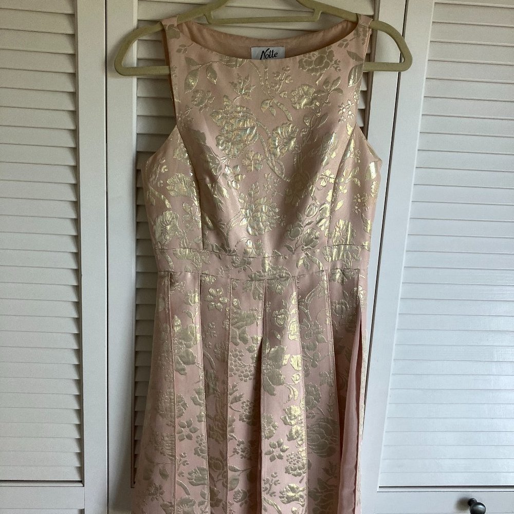 Max & Co. Cocktail Dress Size 4 - Pale Pink with Gold Floral
